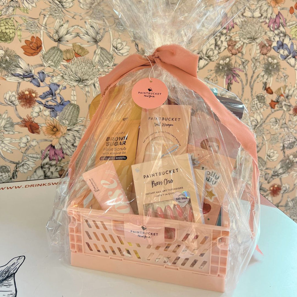 Paintbucket Holiday Gift Set