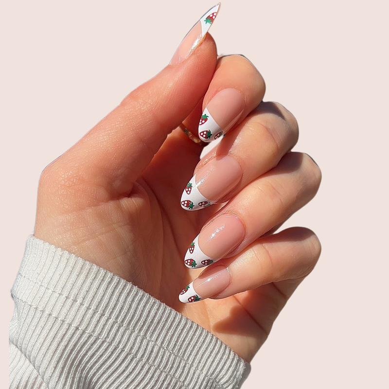 Strawberry Shortcake Press On Nail Kit